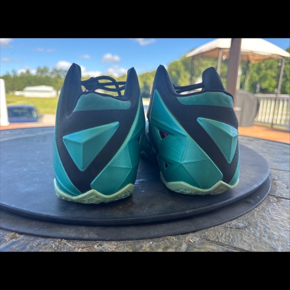 Nike LeBron 11 - South Beach Colorway - Size 11.5 main image 3